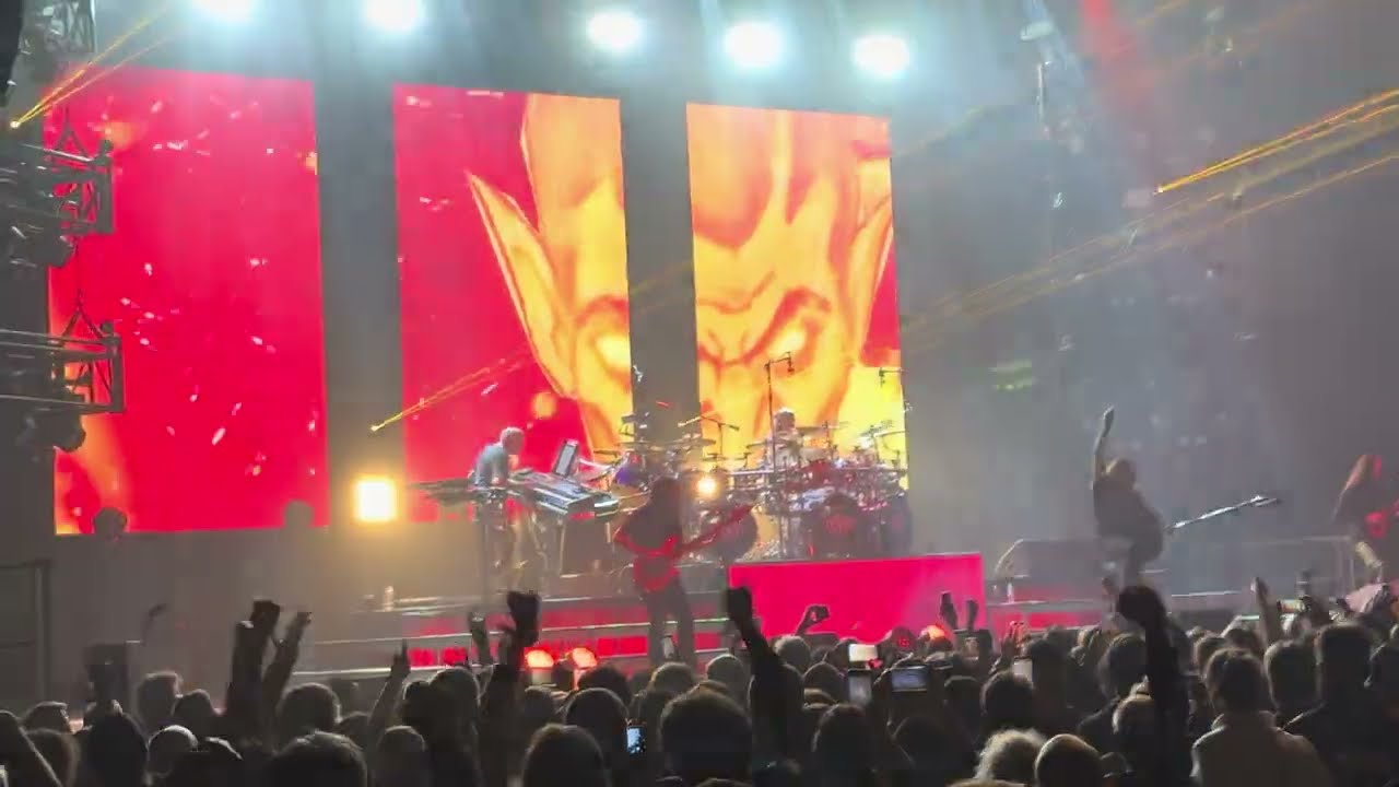 Home - Dream Theater live in Lyon, France
