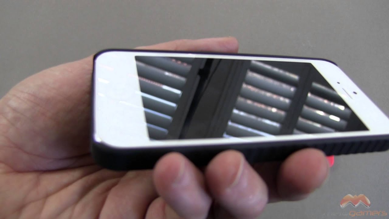 Обзор чехла STM Grip для iPhone 5