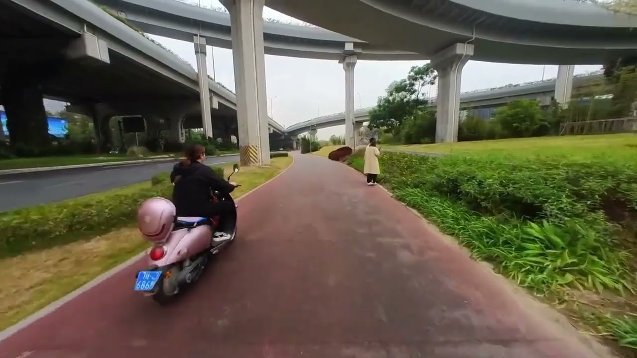 原以为大城市中心是条件最好的，但到成都四环城区，发现错了！ #成都