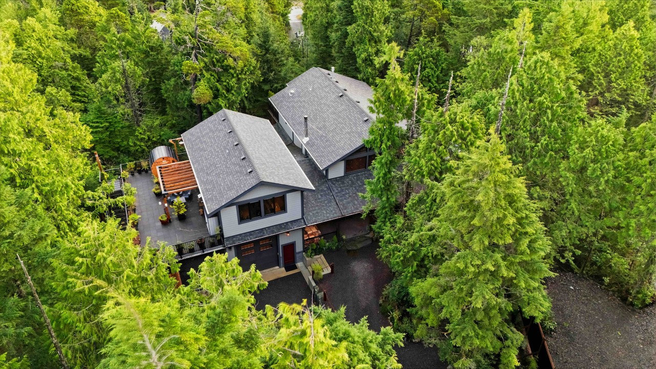 1708 Rainforest Lane Ucluelet BC