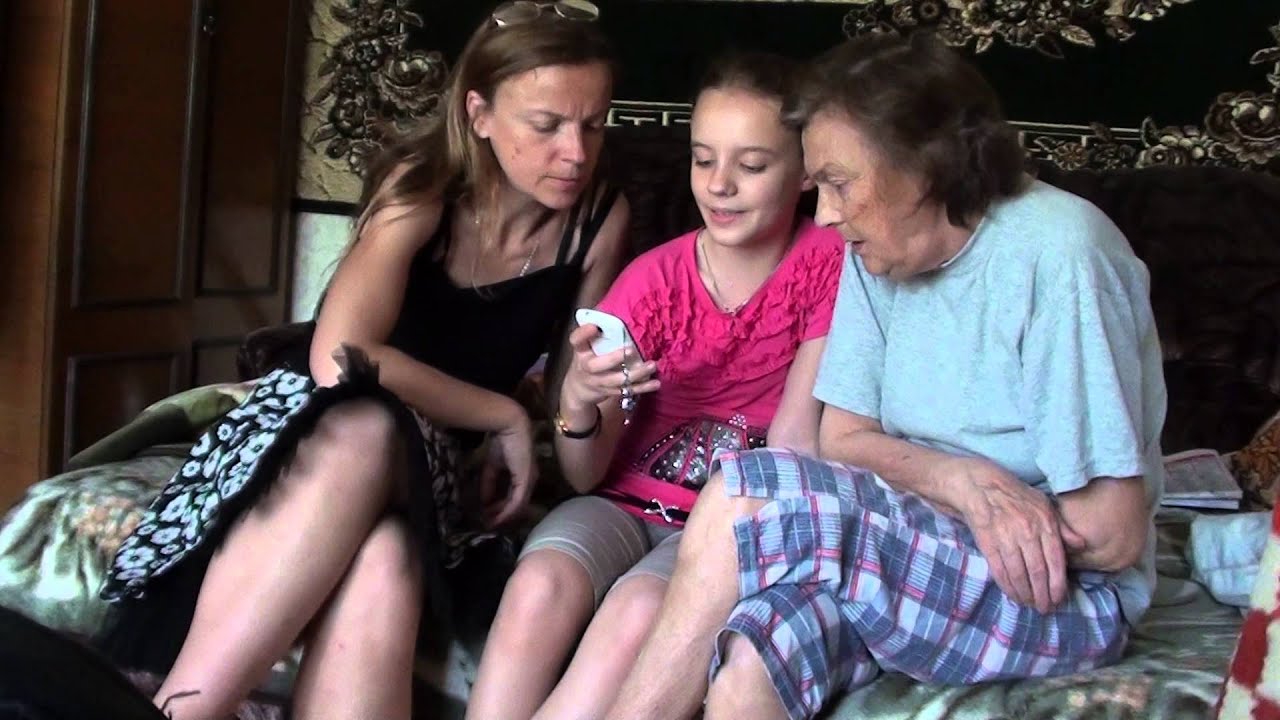 31.05.11 Я  Анна Вячеславовна Колесникова, дочь Ольга Денисовна Колесникова,  приходим к бабушк