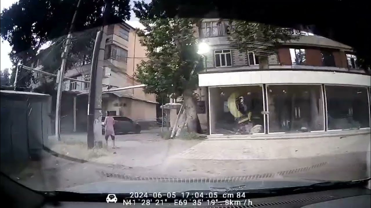 5.06.24 от реки Чирчик через Химпром, перекресток 3шк/базар, дом офицеров, горпарк.mp4