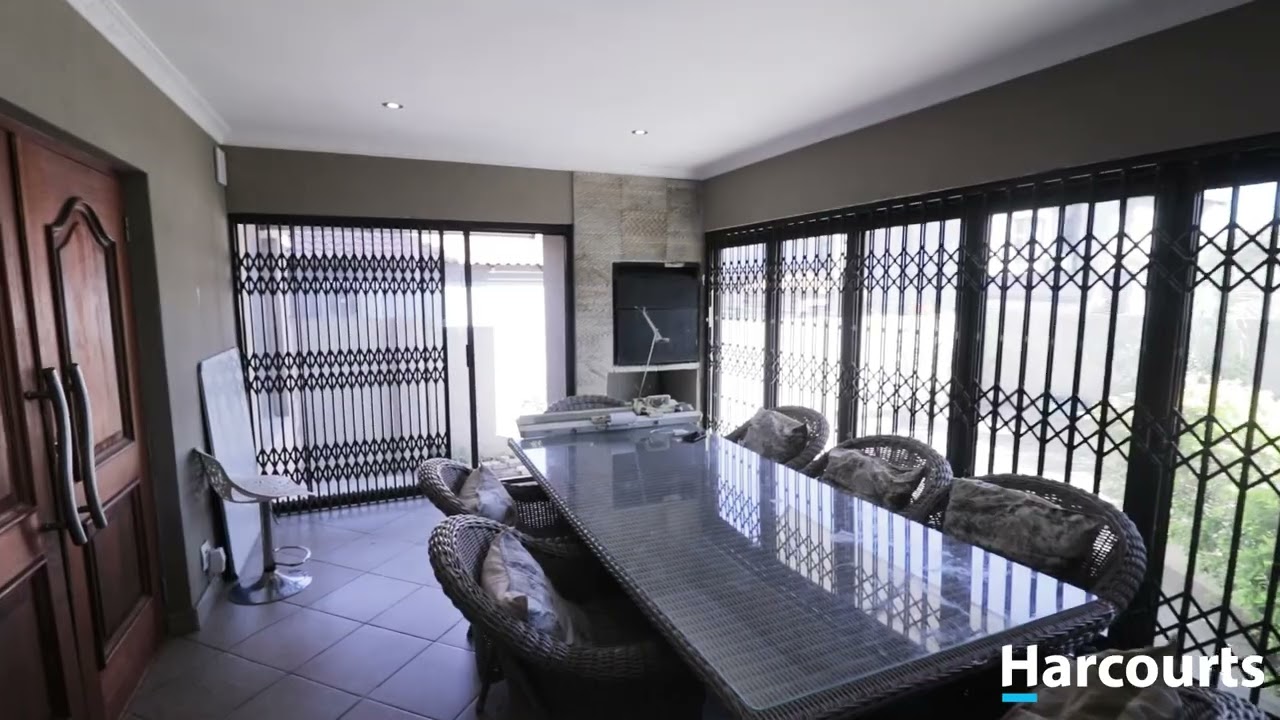 Upmarket cluster in Pomona Kempton Park