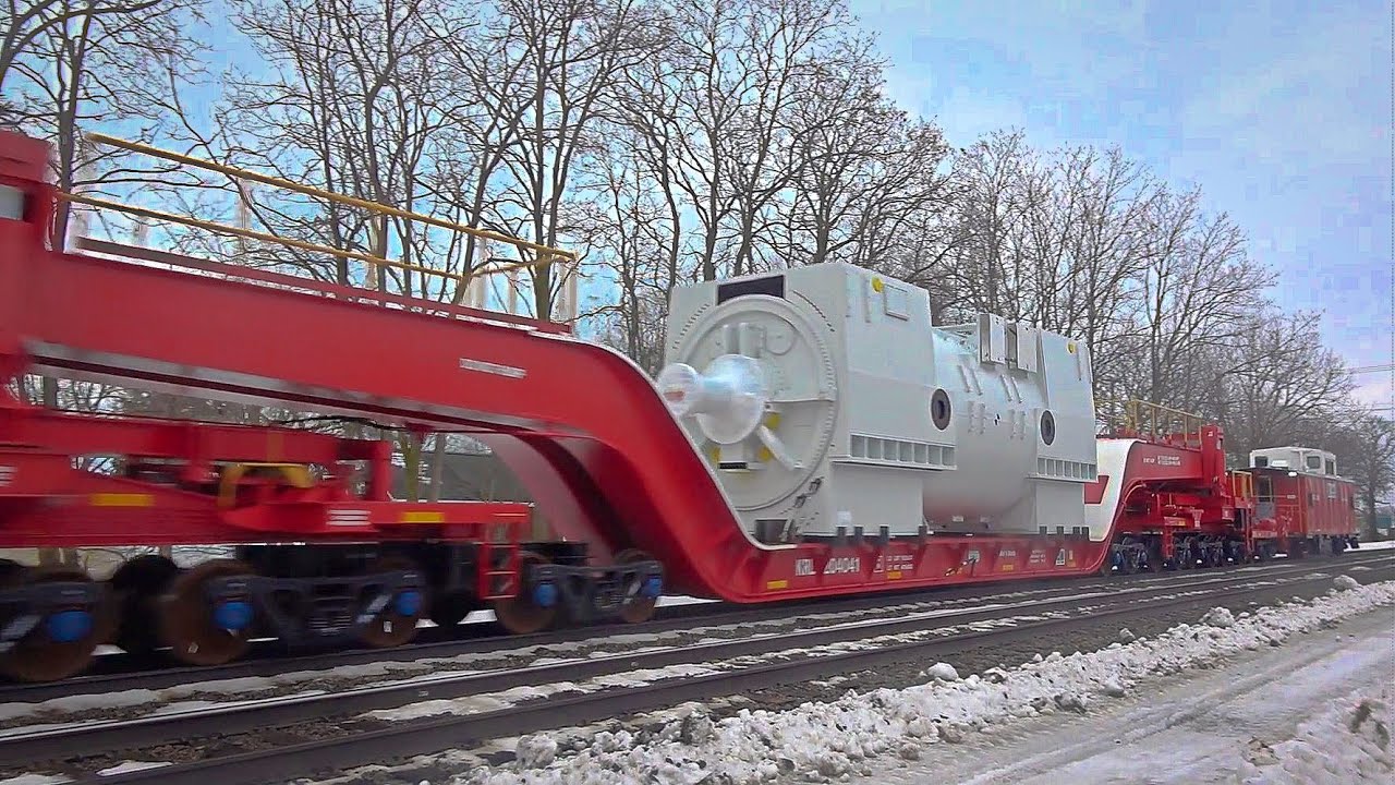 Giant High and Wide w Caboose, CP and CSX Trains w DPU Alright!, 200 + Car Freight Train!