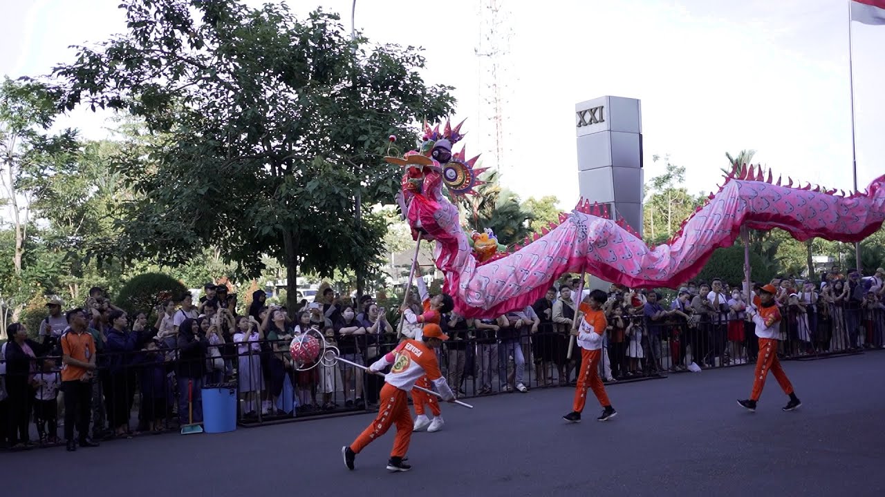 Atraksi Naga Sentosa di Ayani Megamall Pontianak