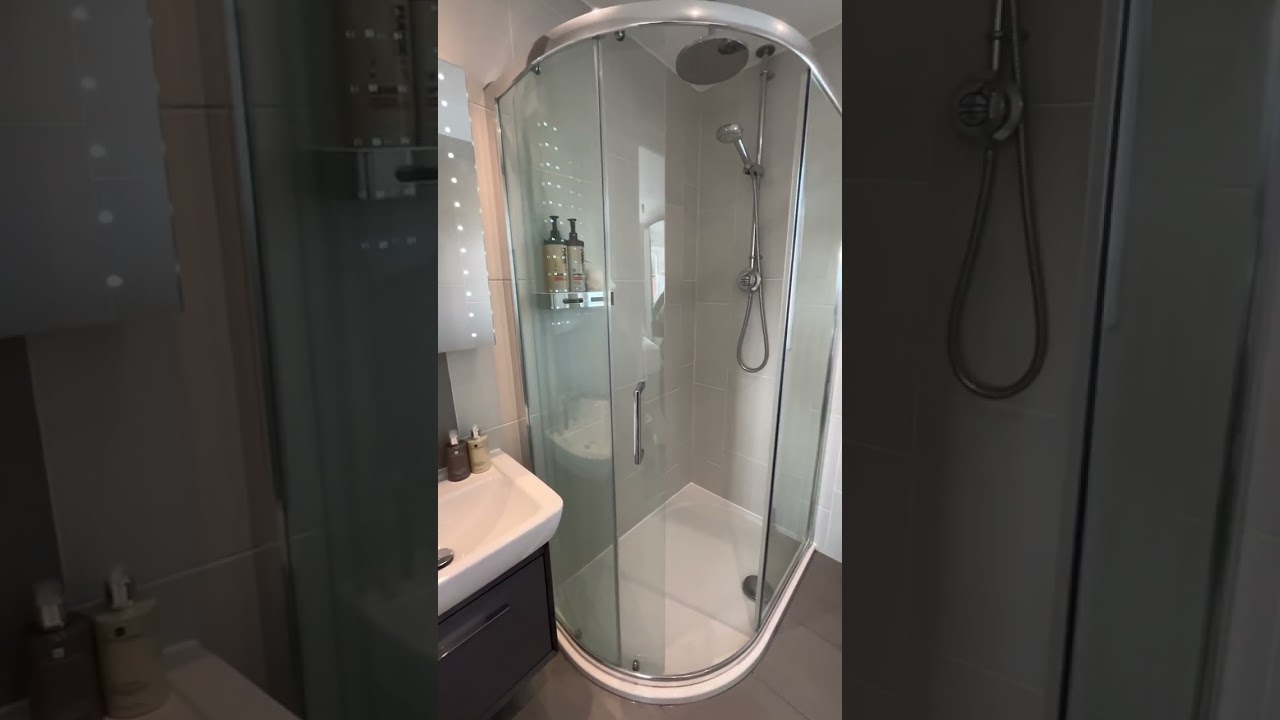 Charming Small En-Suite Ideas for Big Impact! #ensuite #bathroominspo