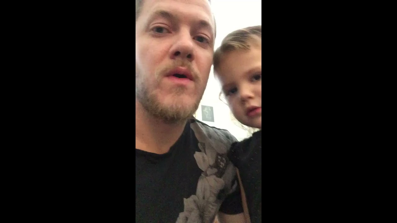 Quand Arrow décide qu'il est temps d'aller chez le coiffeur...