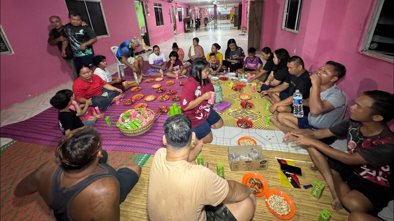 SAMBUT HARI MERDEKA DI RUMAH PANJANG SEMANGAT PATRIOTISME // 