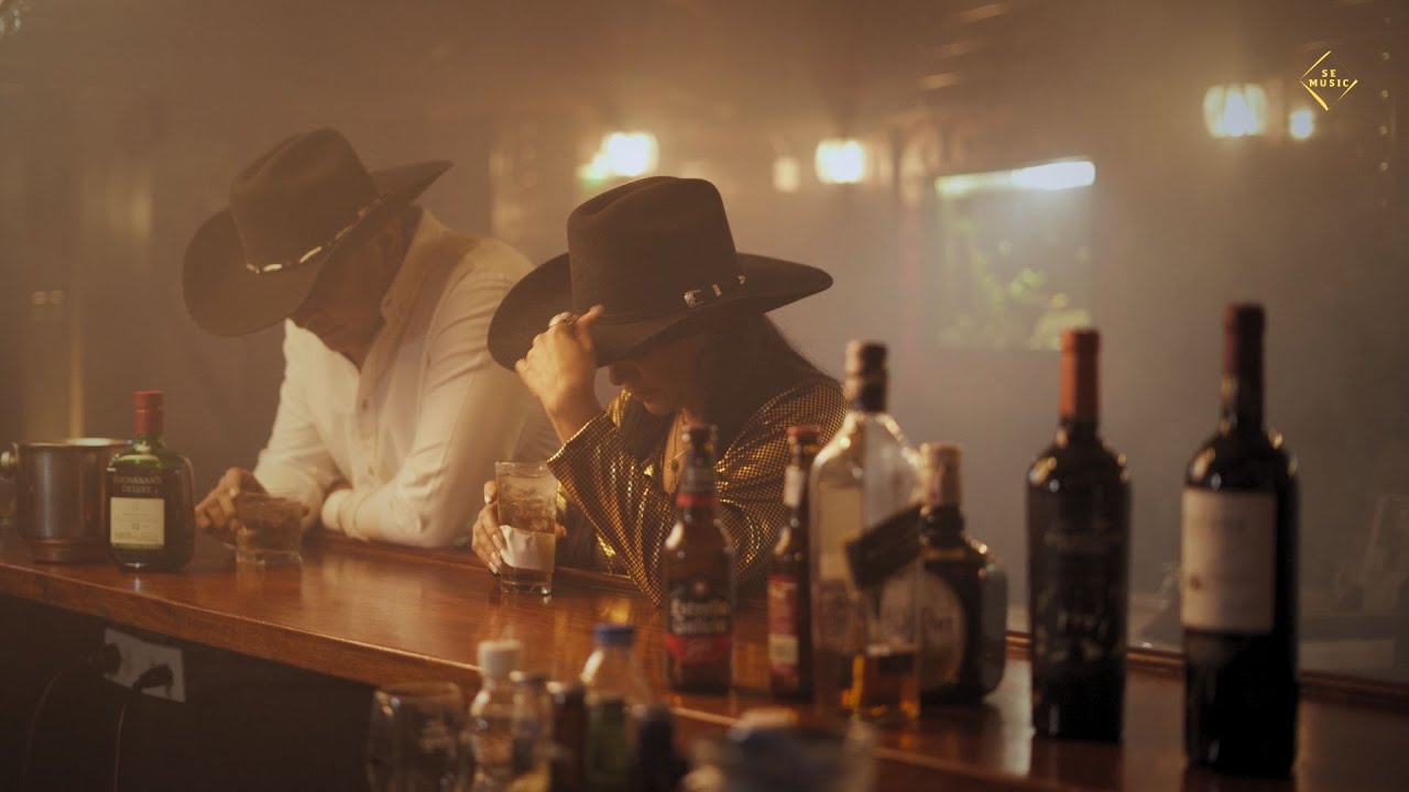 Un Guayabo entre Dos - La Negra Linares ft Fernando Tovar (Vídeo Oficial)