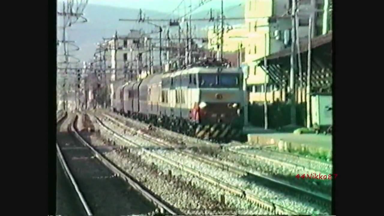 Treno presidenziale con 2 E656 + Doppio Arlecchino originale a Firenze Rifredi Marzo 1997