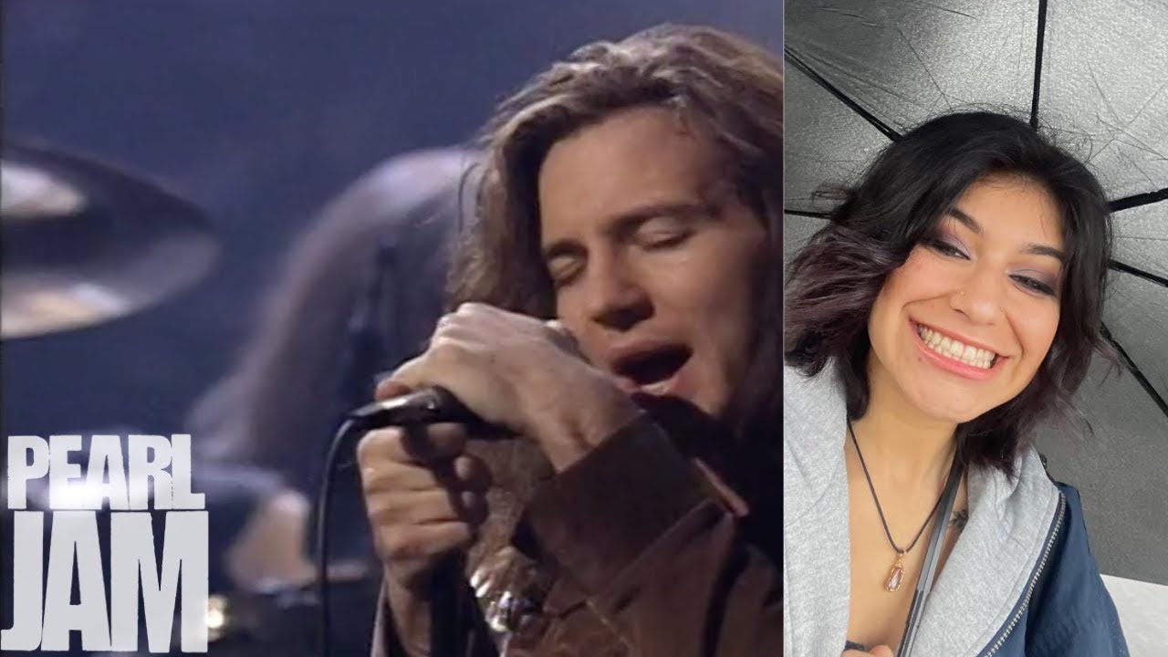 WHAT VOICE CONTOL!!! FIRST TIME HEARING PEARL JAM - BLACK - UNPLUGGED - REACTION!!!
