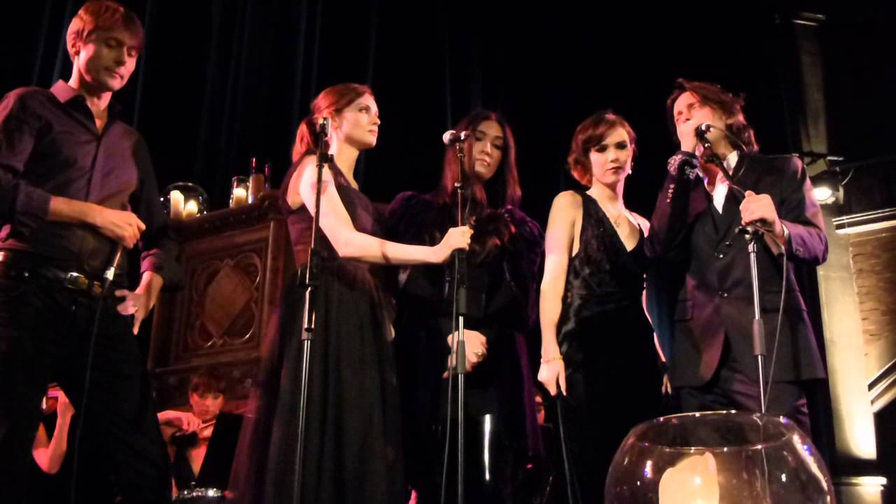Brett Anderson - Waterloo Sunset (The Kinks Cover) (HD) - Union Chapel - 23.11.12