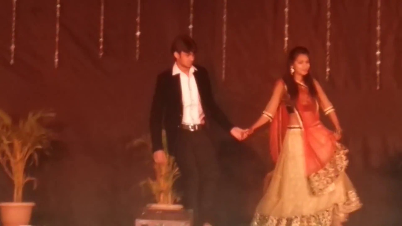 GERUA COUPLE  DANCE FROM DILWALE SRK LOVES