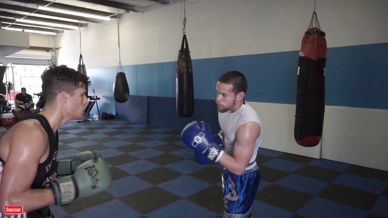 Sparring: Muay Thai  VS MMA Standup