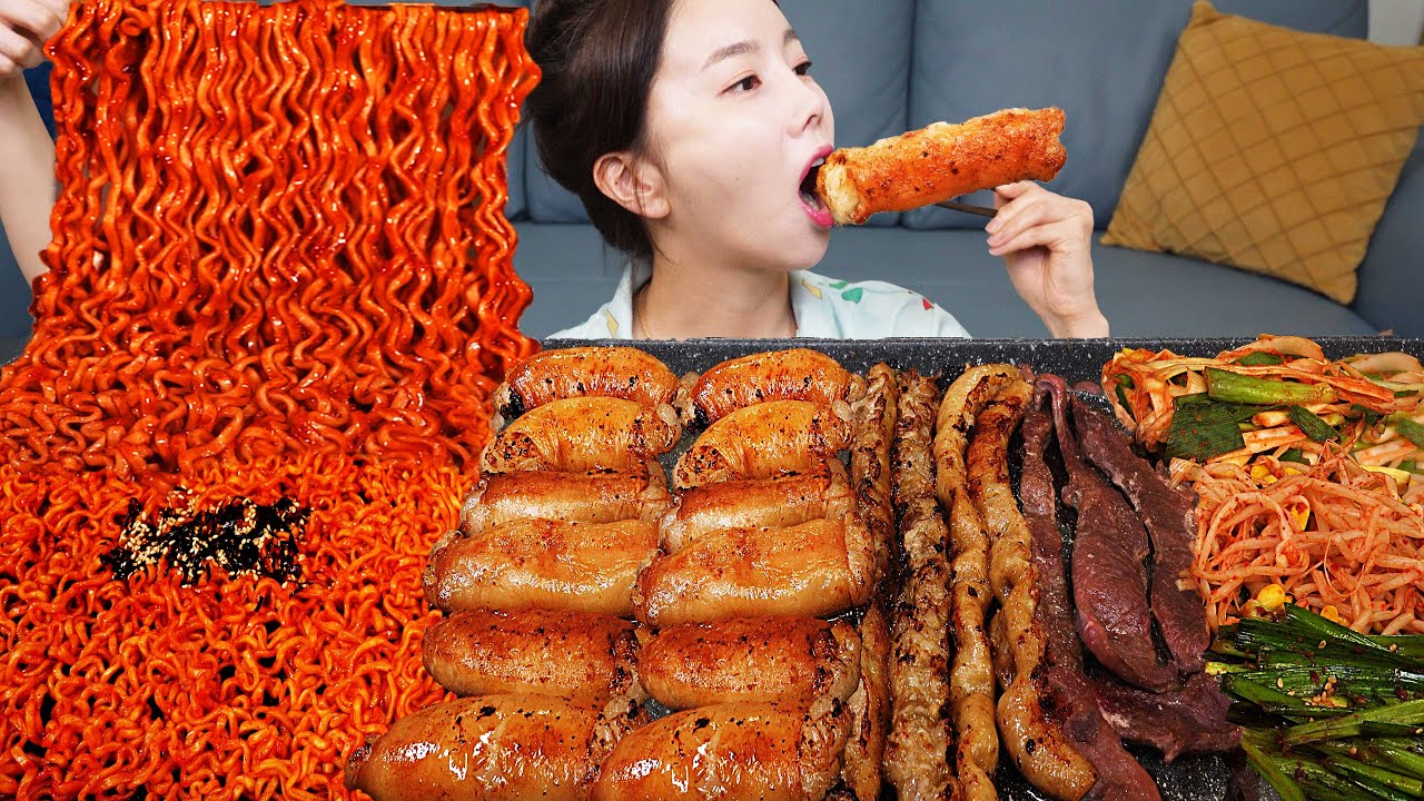 [Mukbang ASMR] Crunchy Beef Intestines Daechang & Gopchang Korean Buldak Ramen Mukbang ASMR Ssoyoung