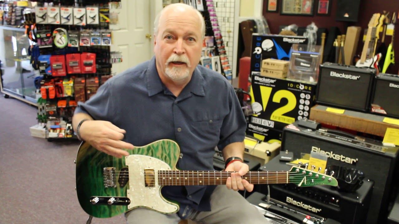 Deepwater Guitars demos Tom Anderson Top T Classic Key Lime Surf