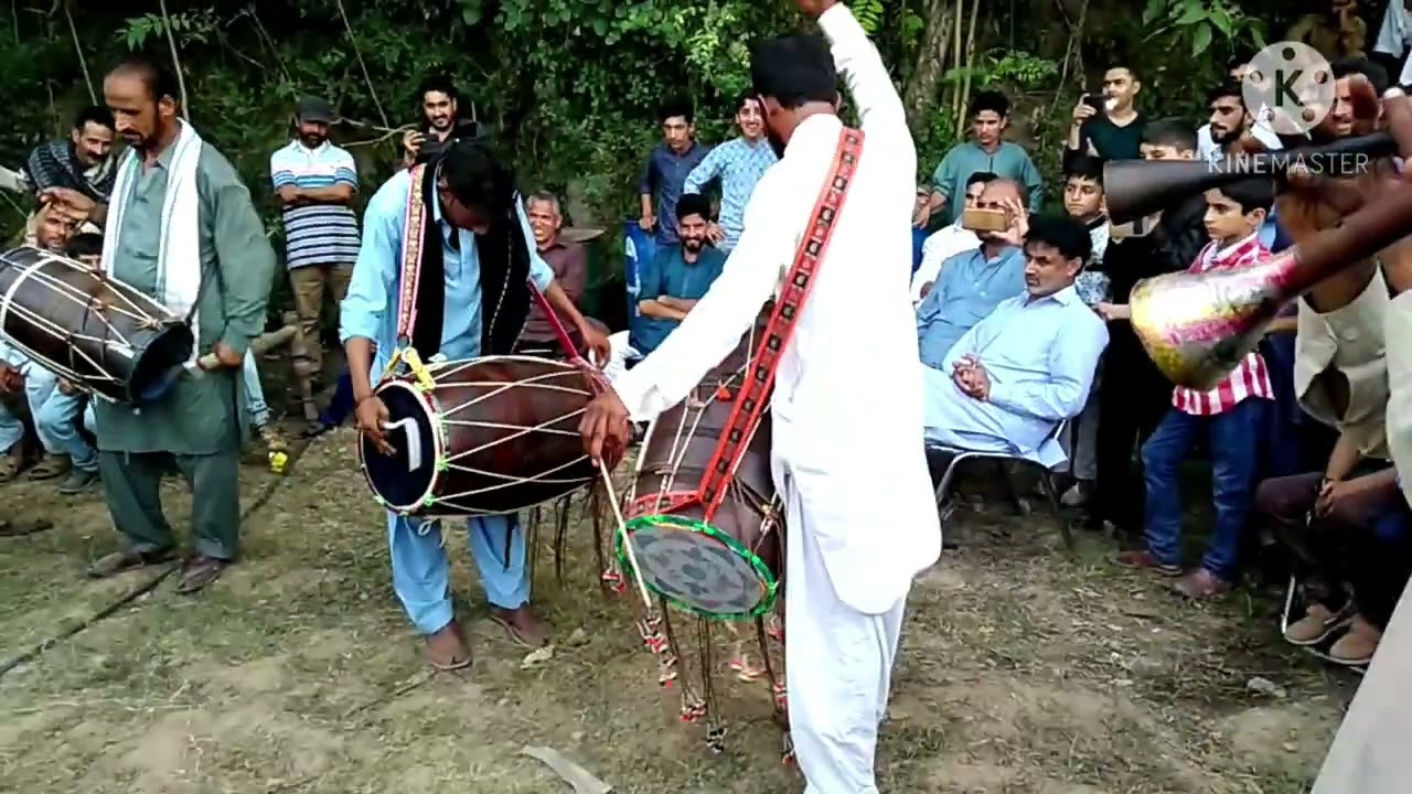 Dhol maqbla    ڈھول مقابلہ  dakho or enjoy kro free ma#music #dhol #ڈھول #مقابلہ