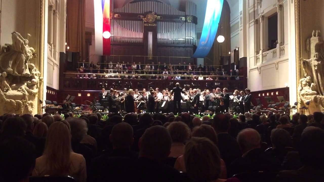 Budapest Festival Orchestra sings a Brahms encore