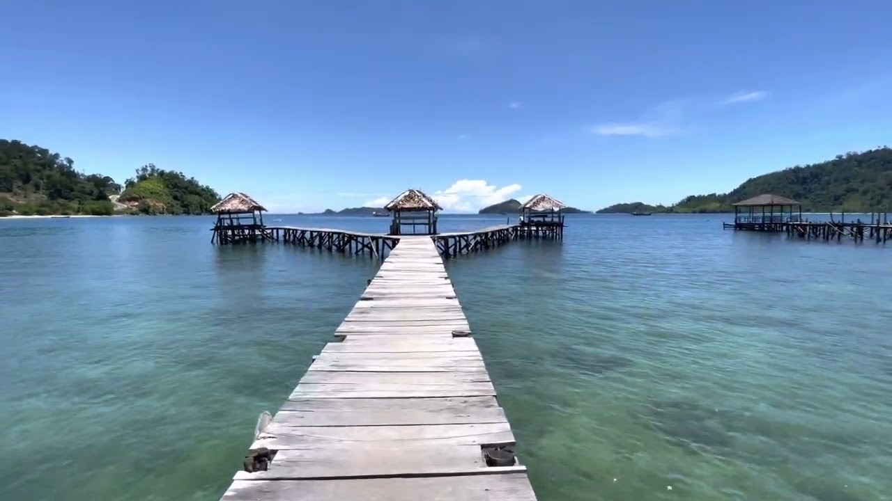 Manjuto Beach Resort and Homestay