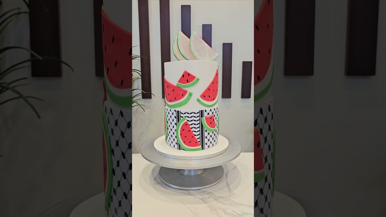 Customized cake! RICH in Taste and shape... #music #cake #delights #palestine #dubai #dubailife