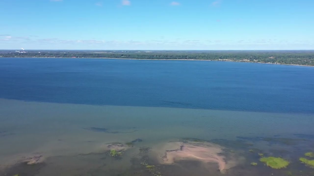 Little Bay De Noc Barn Home & Cabins