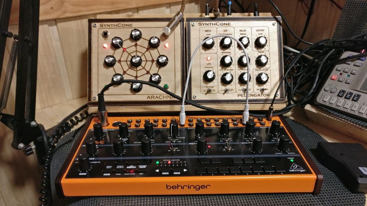 Live set zen-analog-electronics piece