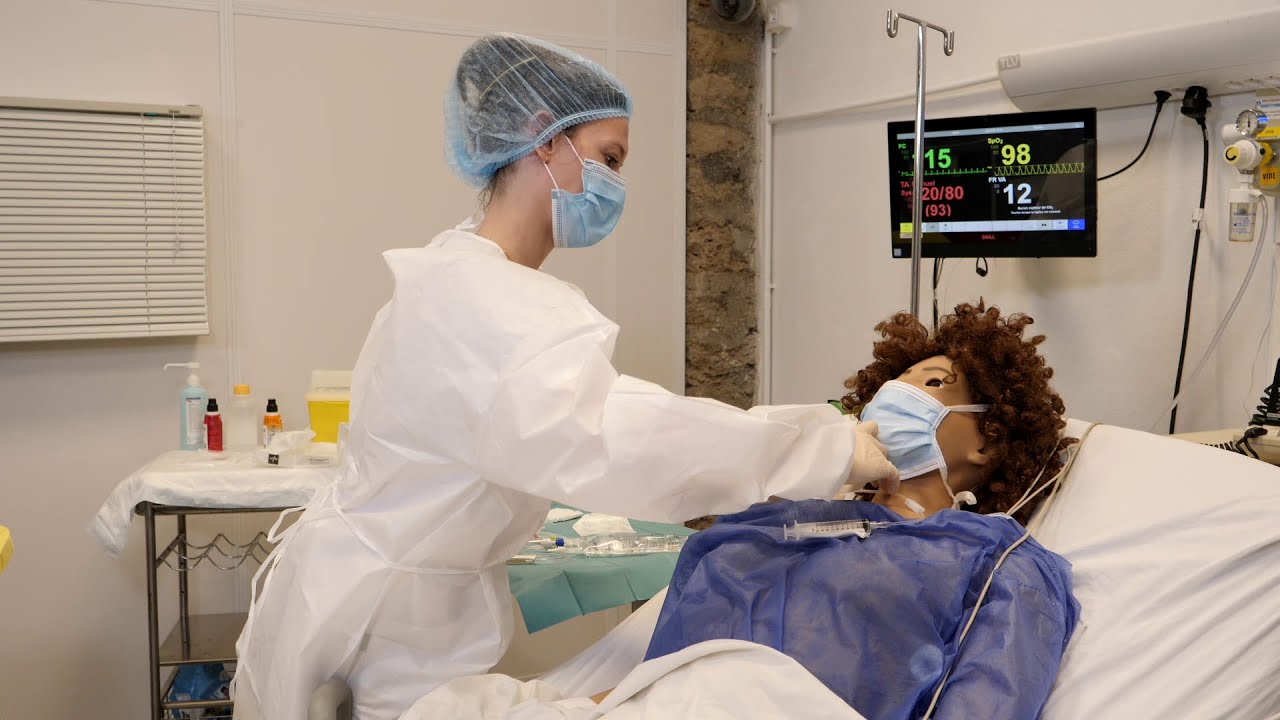 Injection dans une chambre à cathéter implantable