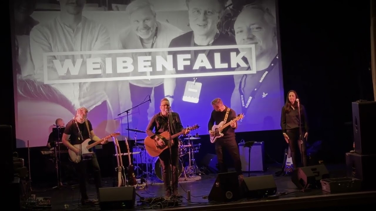 weibenfalk Live   Blomsterm&aring;la   Stenkast fr&aring;n livet    20251213