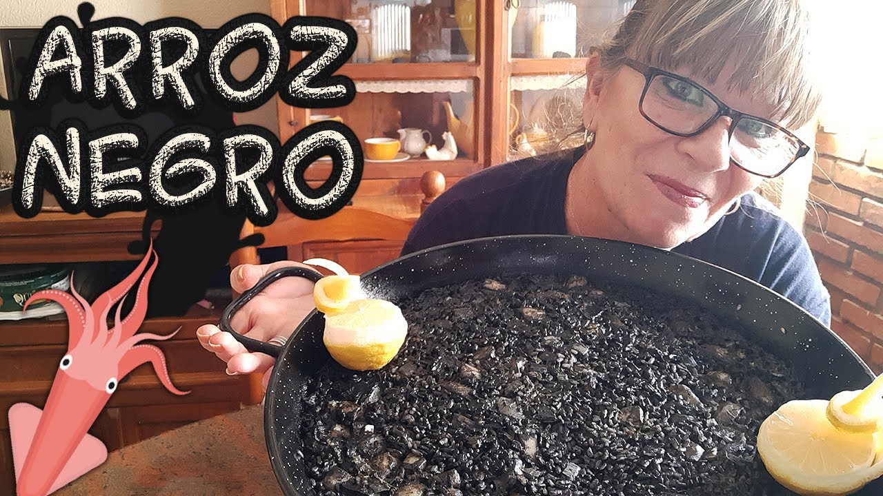Arroz Negro con tiras de Pota. Barato y de 🔟