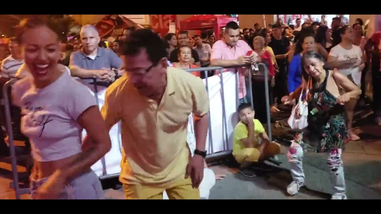 PRENDE EL FOGÓN 🔥 | Salsa en Vivo desde la Feria de Cali | Orquesta Internacional Son Sabrosón