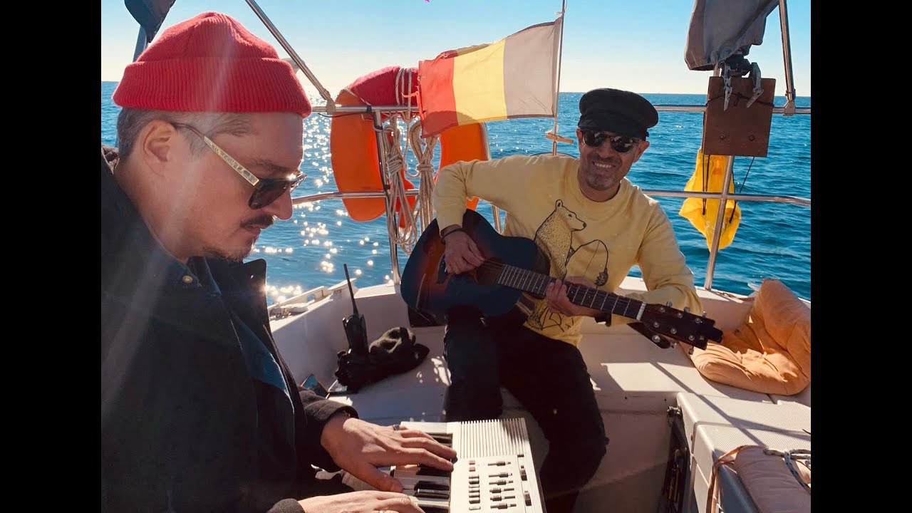 Hola Chica - Berlín (⛵cústico)