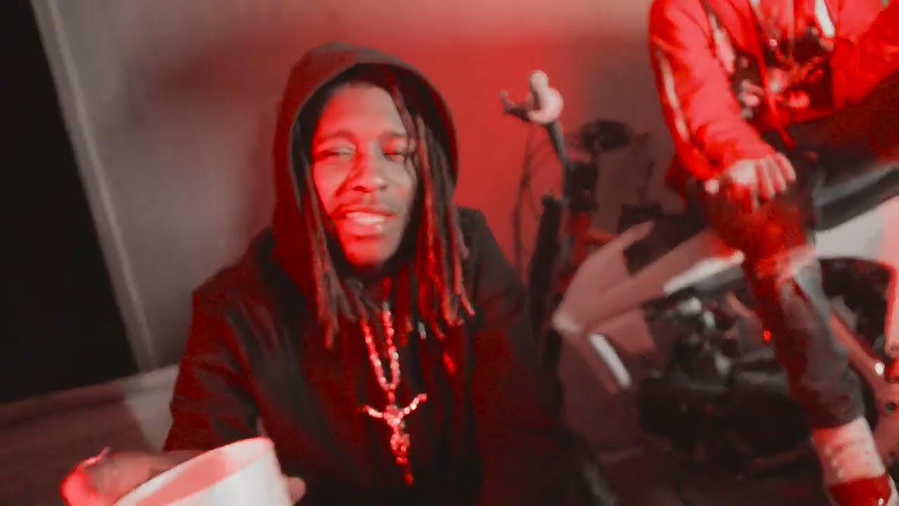 Baggwayy Ty & Li Naz - Get Lit [Official Video]