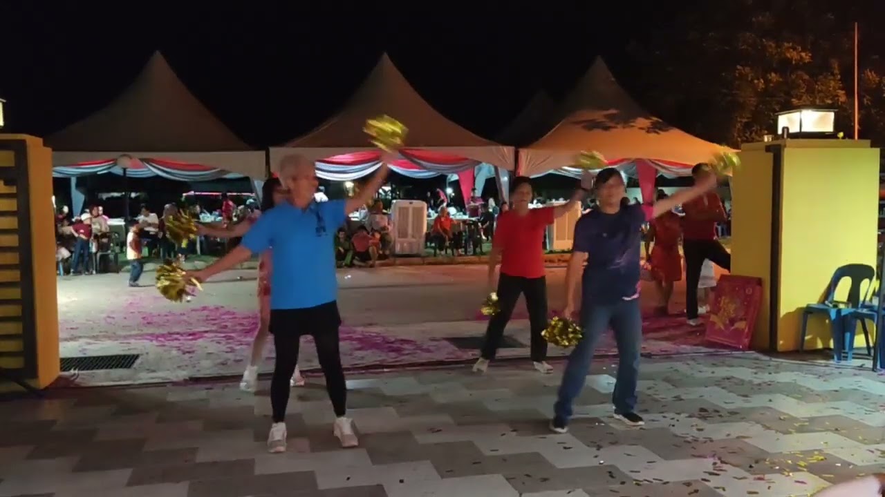 Gong Xi Fatt Cai Dance  at CNY Open House