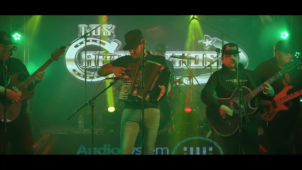 Los Caballeros De Mxli -  Popurri Canelos  (EN VIVO)