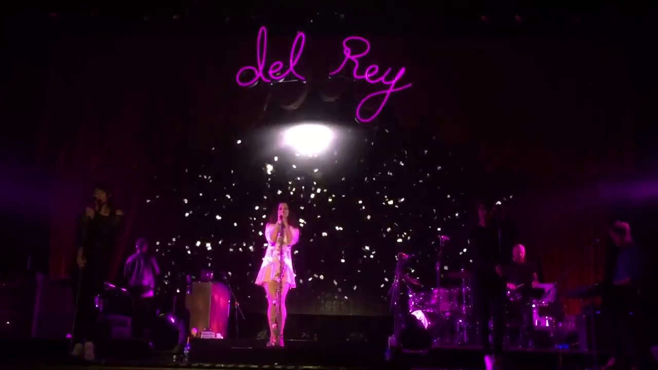 Lana Del Rey - Cherry Live (Kraków Live Festival 2017)