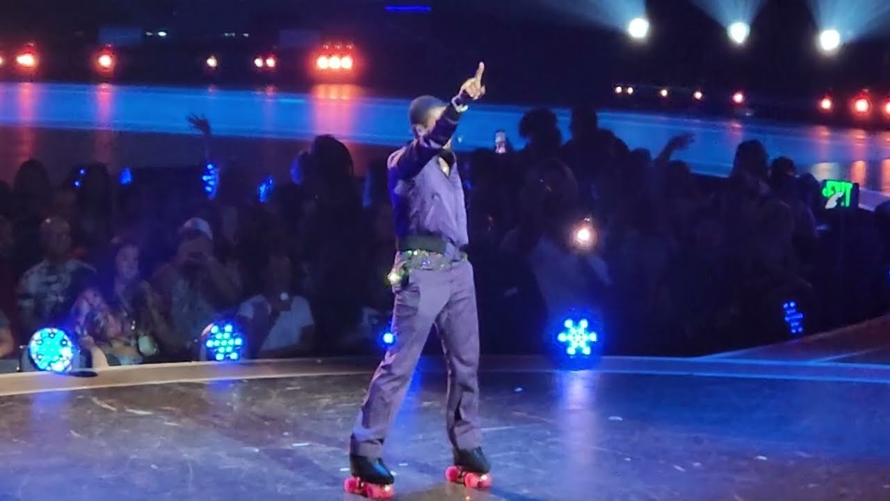 SUPERSTAR - USHER VEGAS LIVE (on skates) July 27, 2022