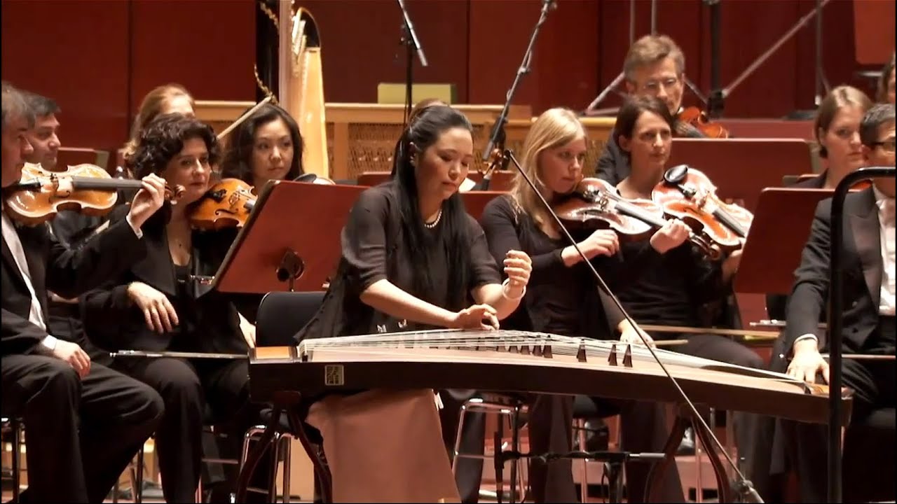 Tan Dun: Konzert für Streichorchester und Zheng ∙ hr-Sinfonieorchester ∙ Yuan Li ∙ Julian Kuerti