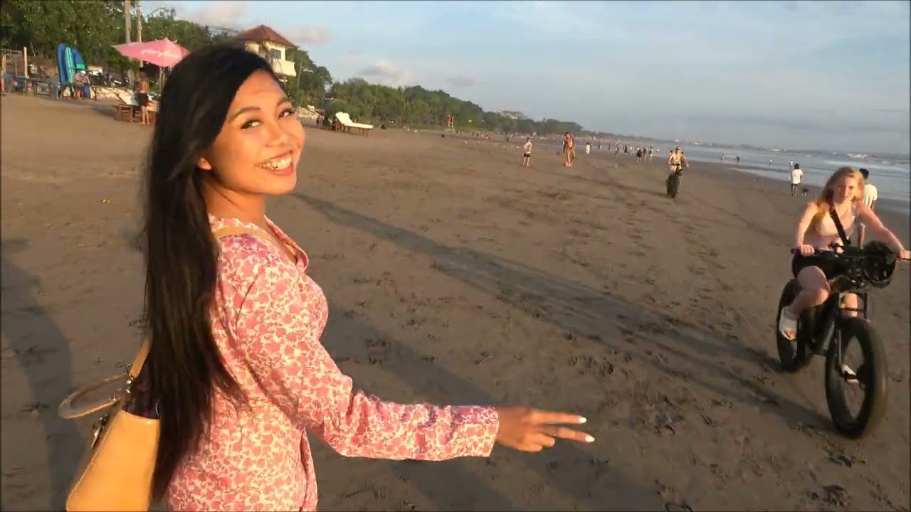 Nsane Vlog 19 Lunch and Beach Walking in Bali Indonesia