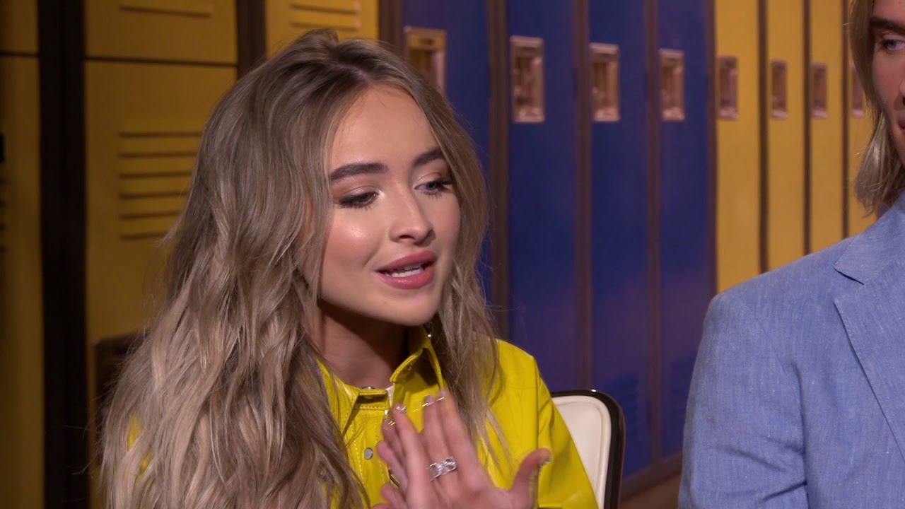 Sabrina Carpenter, Luke Eisner, Ava Michelle, Griffin Gluck on TALL GIRL