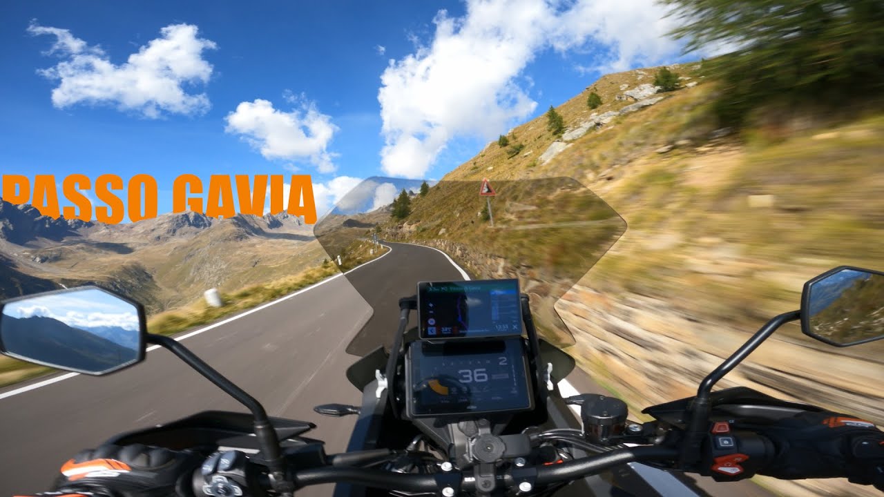 Passo Gavia in moto