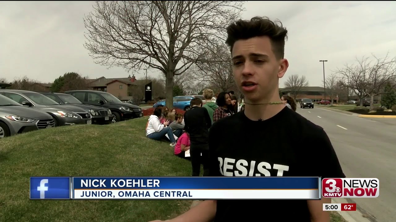 Hundreds of Omaha Central students walkout