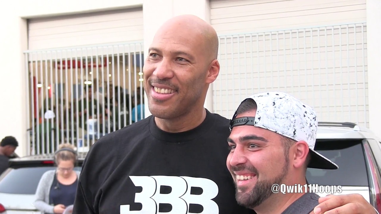 LaVar Ball Shows No Remorse to Big Ballers Loss & Takes Photos + On Foot Zo2 Lonzo Ball Shoes