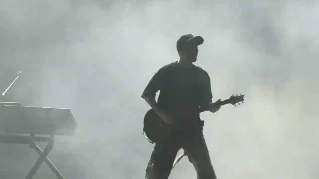 INSANE Crowd! Linkin Park Opens with Somewhere I Belong | Lollapalooza India 2026