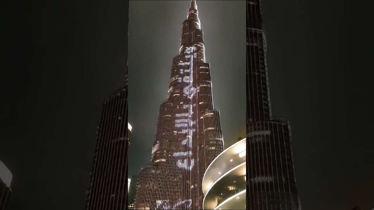 This is Amazing!!!                                               #burjkhalifa #dubaifontain #travel