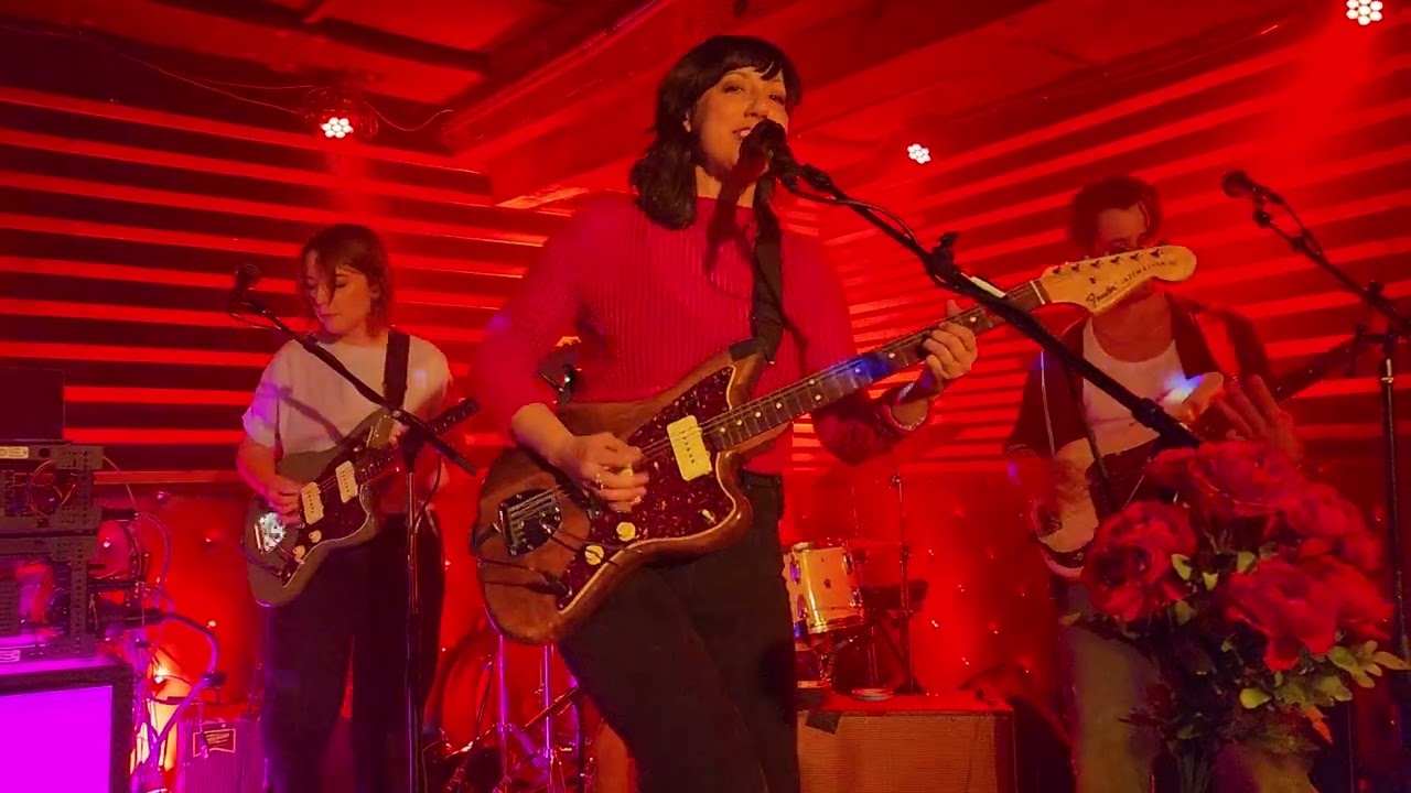 Deep Sea Diver - Emergency live at the Sunset