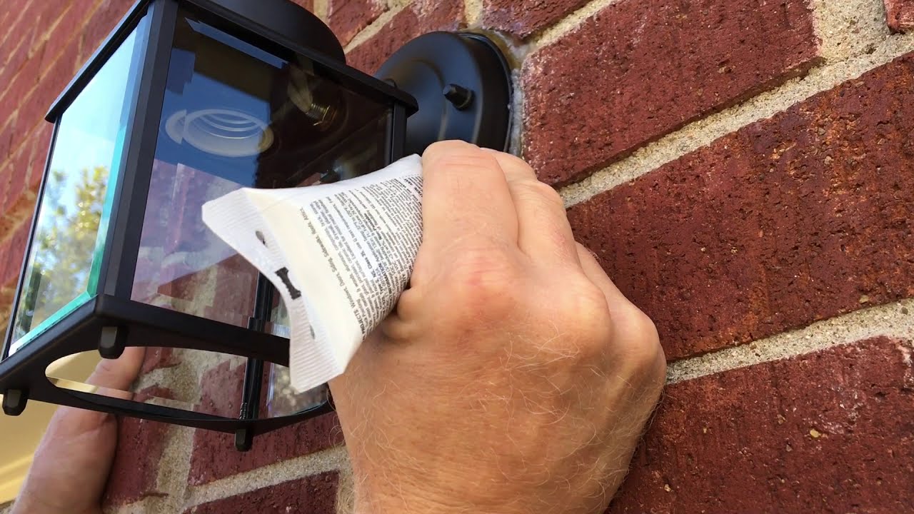 How to Install Outdoor Light Fixture / Replacing Exterior Light Fixture / DIY by the Pond