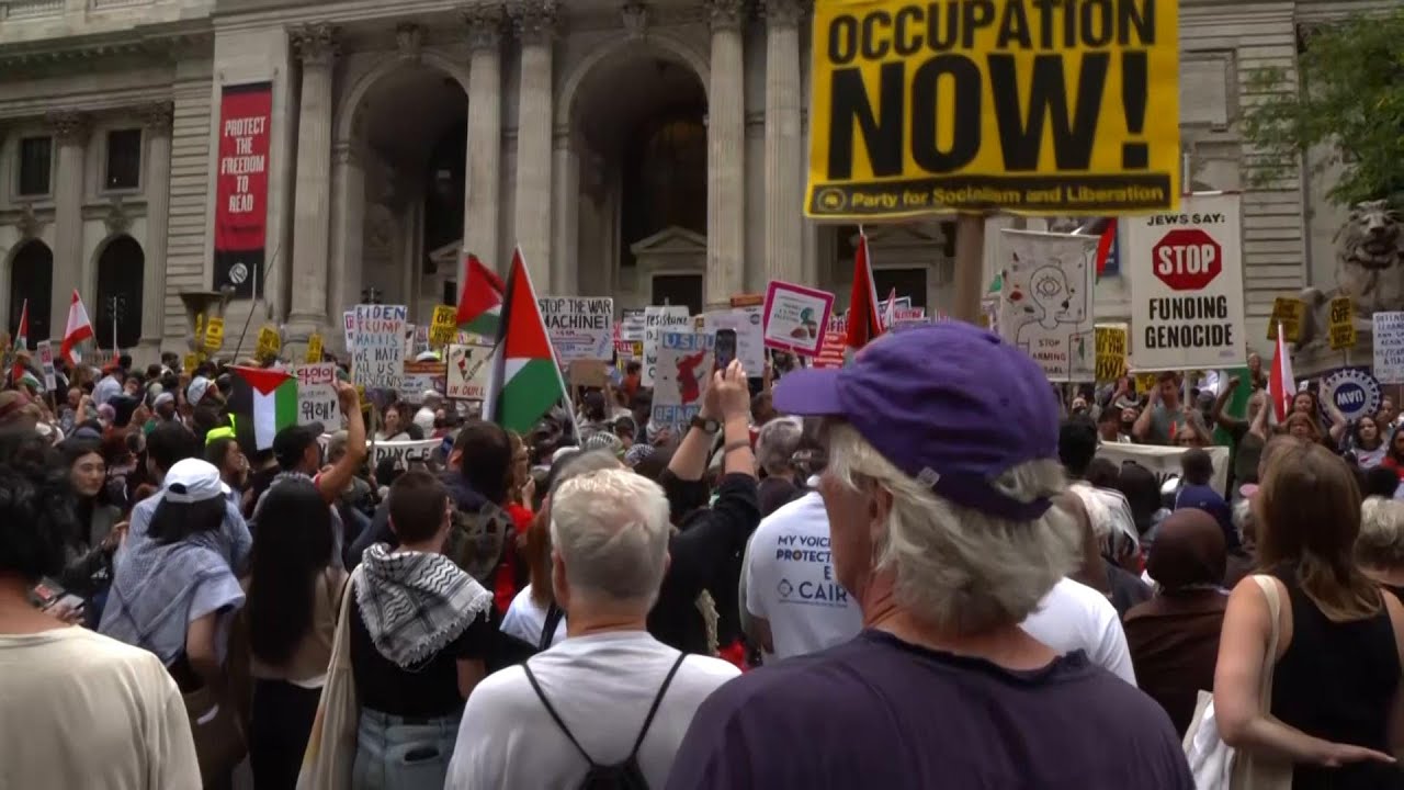Thousands protest ahead of Netanyahu's United Nations General Assembly speech