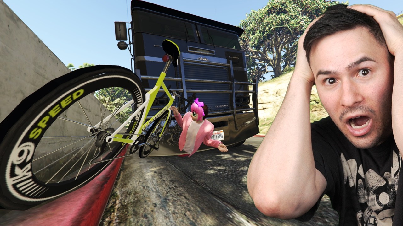 Луд тираджия прегази колоездач😱 GTA 5