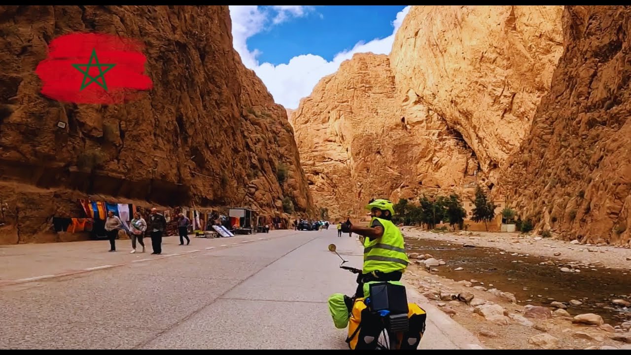 ¡Inquilino inesperado y las gargantas del Todra! /Marruecos en bicicleta//#Etapa8
