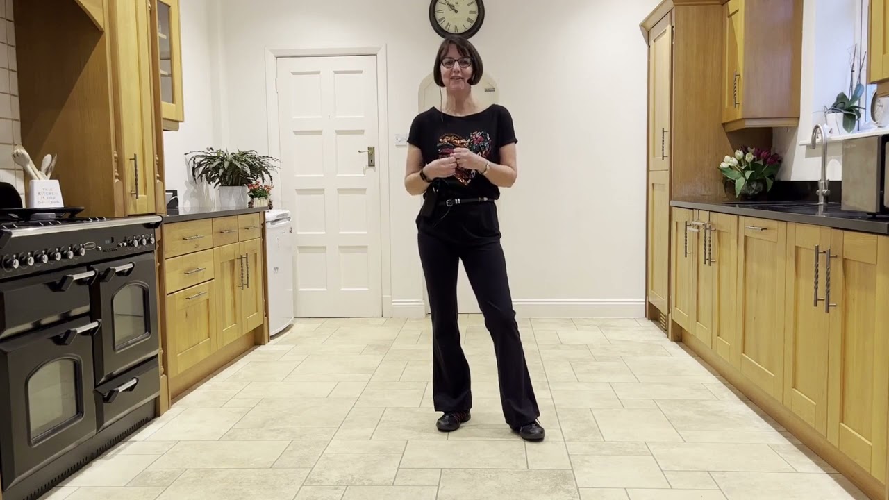 Lucky Lips line dance tutorial
